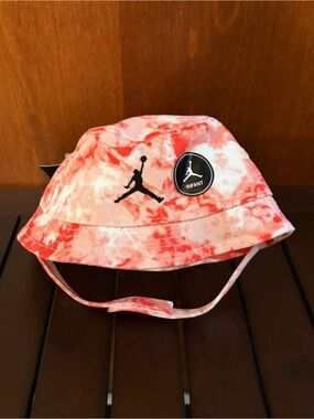New Jordan Infant Red Tie-Dye Bucket Hat